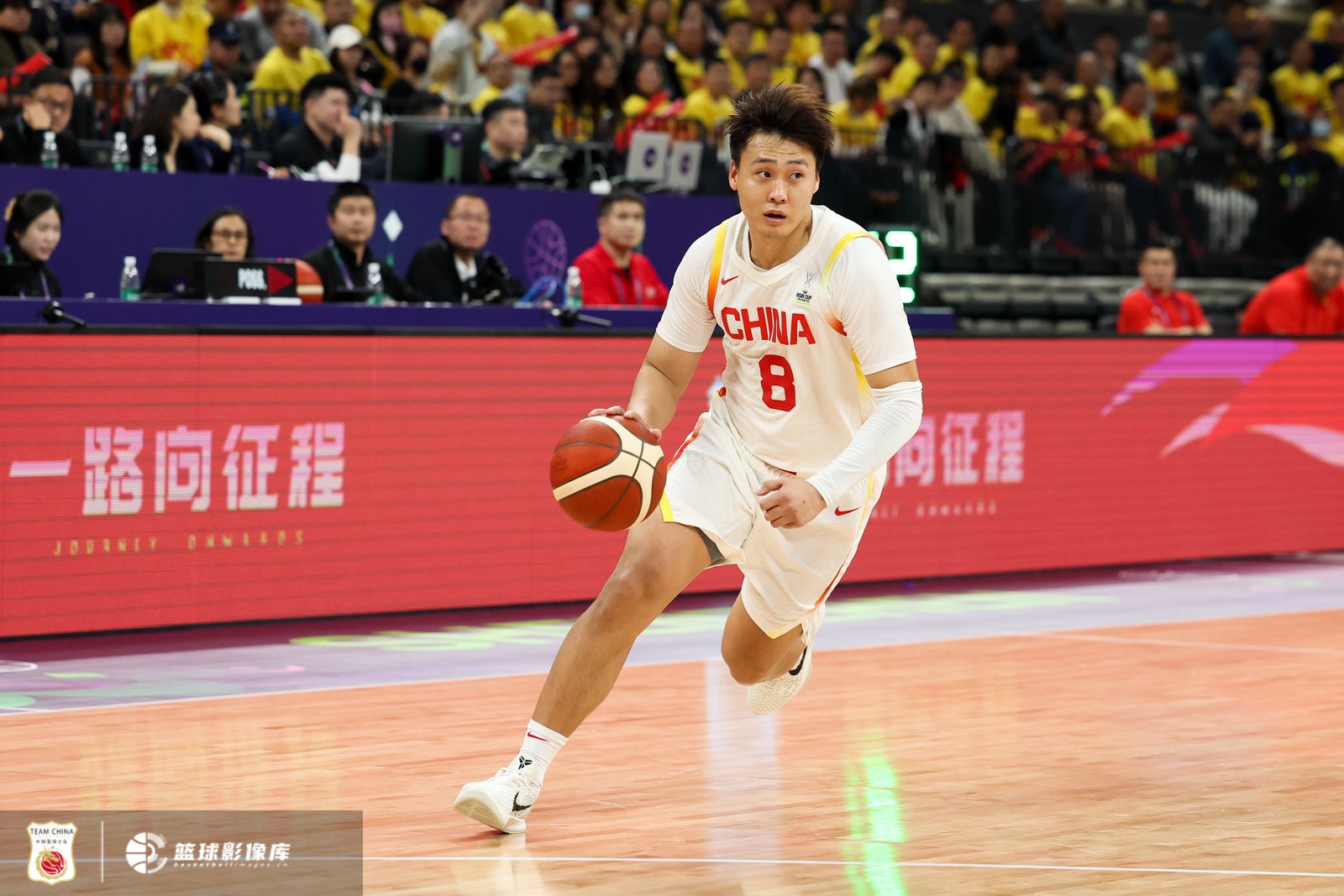 探长：中国男篮昨天就抵达荷兰 准备与后者国家队的两场热身赛